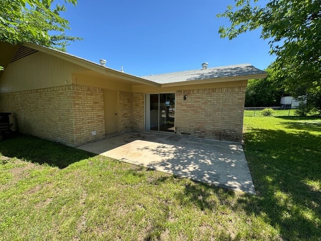 Building Photo - 3-Bedroom House for Rent in Killeen