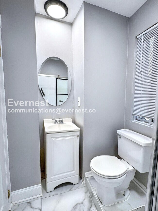 Building Photo - 1134 Myrtle Ave