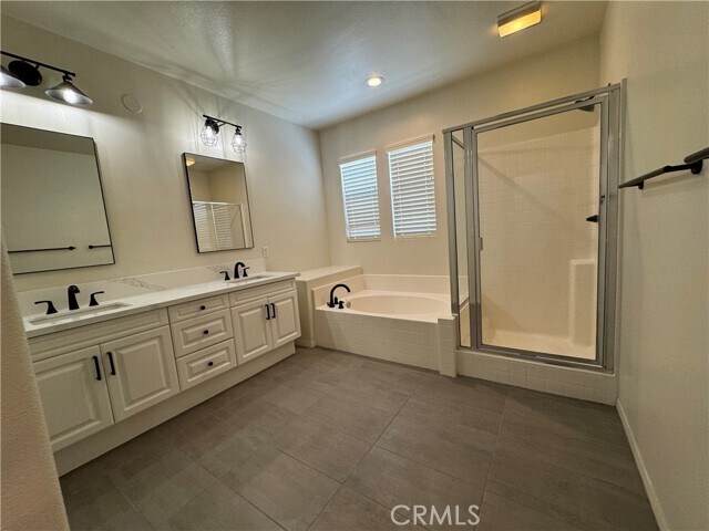 Building Photo - 22564 Cordoba Ct