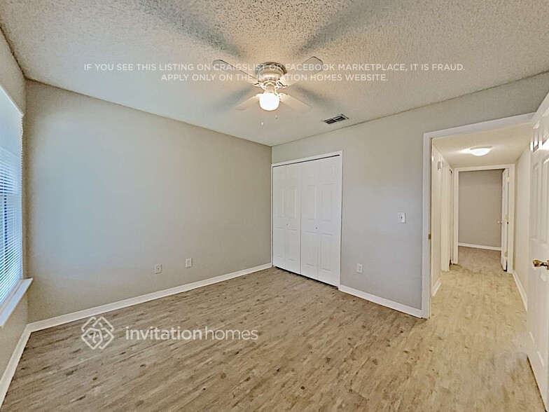 Building Photo - 8096 Kilwinning Ln