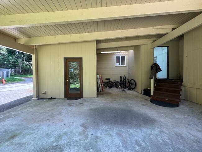 Building Photo - 1184 Fickle Hill Rd