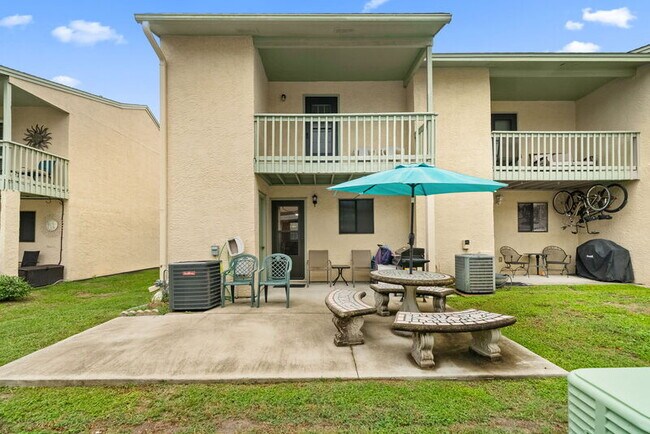 Building Photo - 133 W Leslie Ln