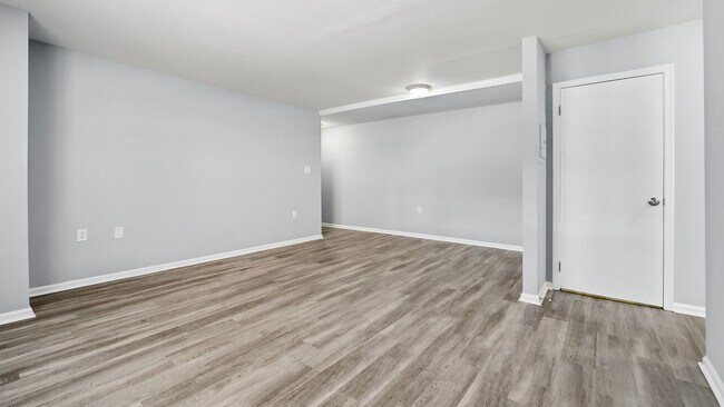 Floorplan - Waters Edge Apartments