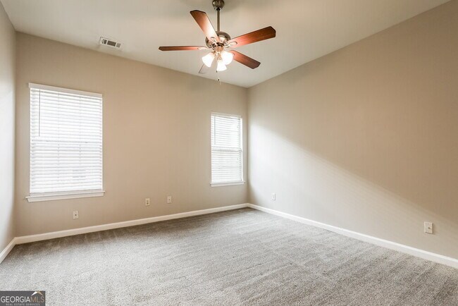 Building Photo - 1113 Watercourse Way