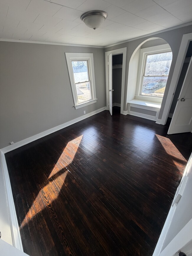 Building Photo - 3009 Holton Ave