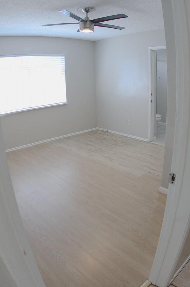 Building Photo - 5048 54th St