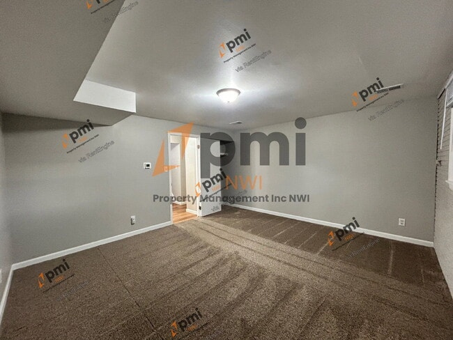 Building Photo - 1607 Monticello Park Dr