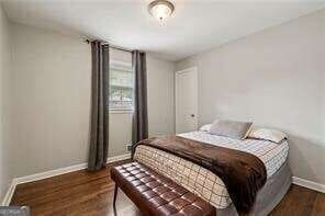 Building Photo - 3235 Woodview Dr SE