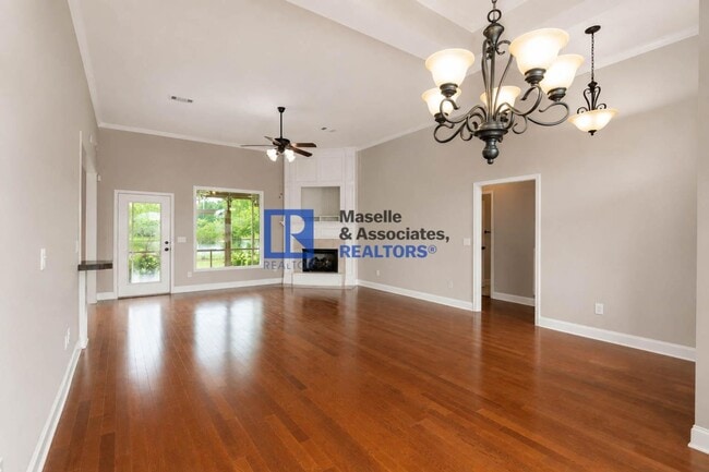 Building Photo - 3 Bed / 2 Bath Home on the Water in Ashbrooke