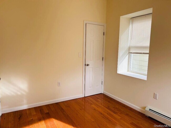 Building Photo - 16 Schneider Ave