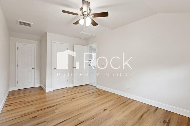 Building Photo - 1225 NW 99th St