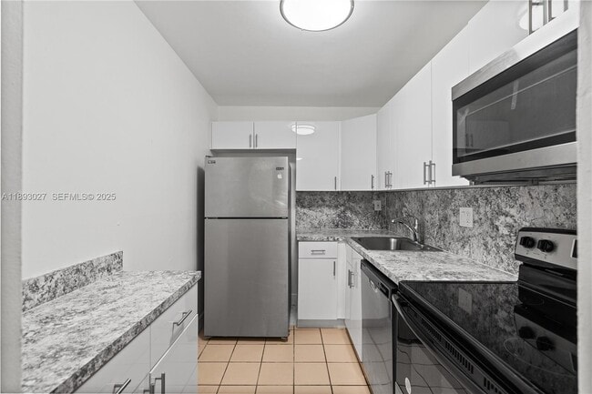 Building Photo - 8501 NW 8th St