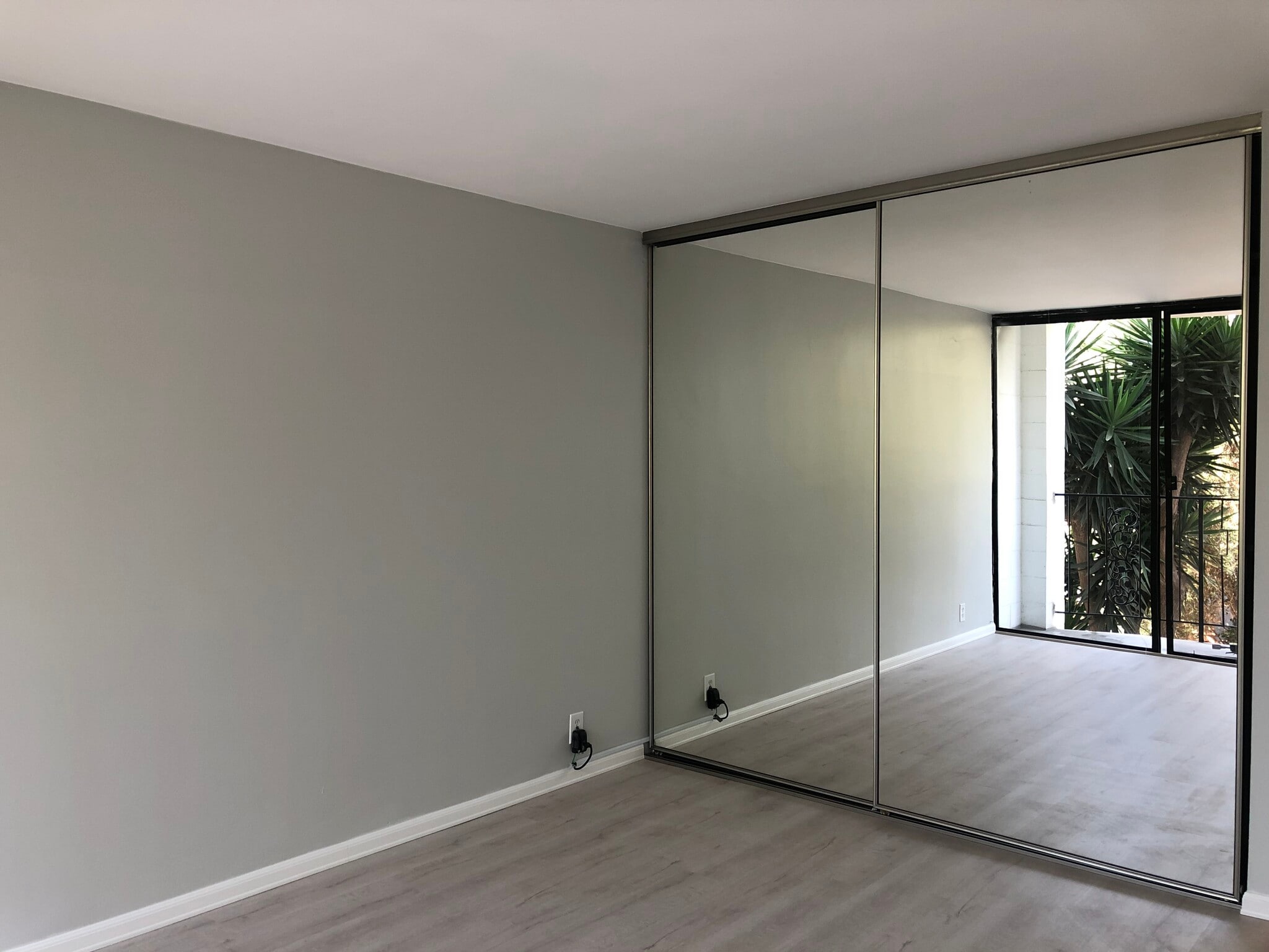 Bedroom #1 - 2601 E Ocean Blvd