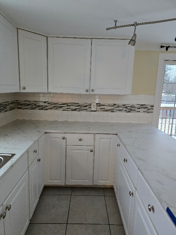 Building Photo - 4435 Clifford Rd