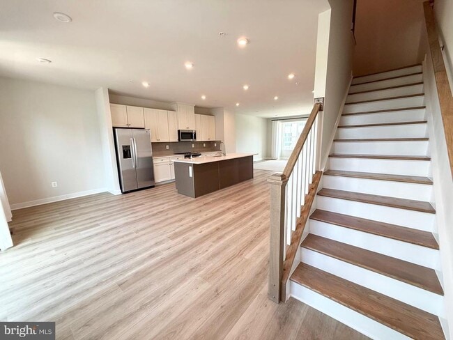 Building Photo - 7840 Blackbriar Wy