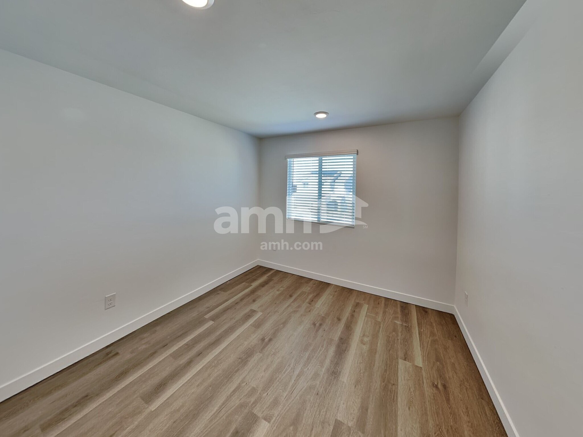 Building Photo - 6467 E Paseo Alga