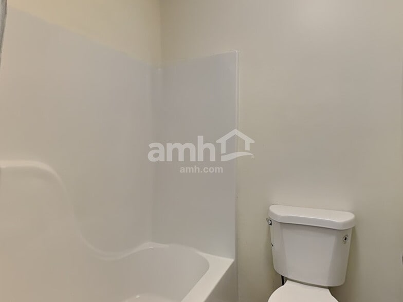 Building Photo - 3472 Skyland Ridge Ct