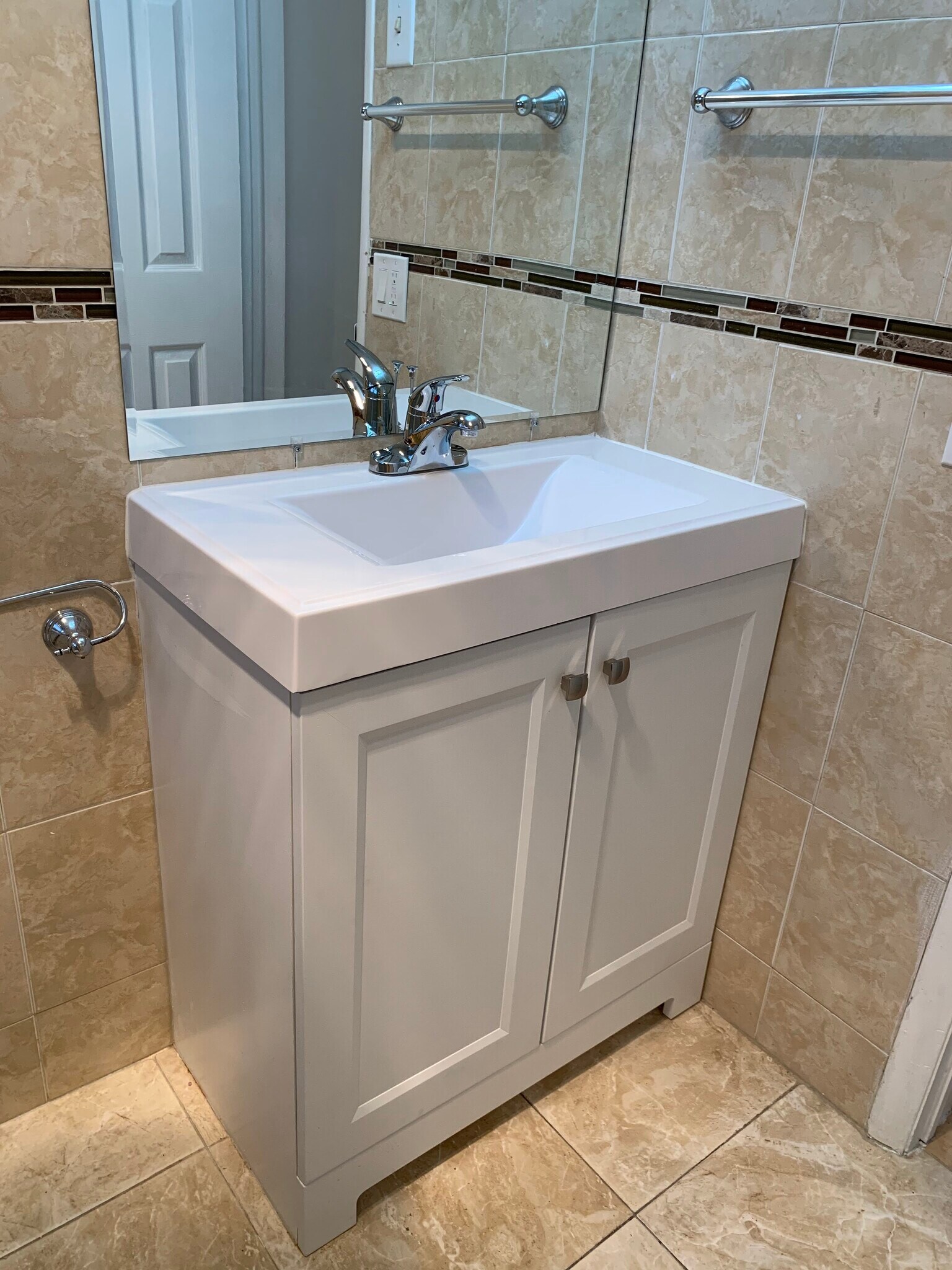 Building Photo - 180 NE 12th Ave