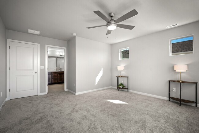 Building Photo - 6335 Laud Pt