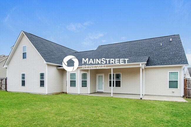 Building Photo - 5 Bedroom Pet-Friendly Home in GARNER, NC with Main Street Renewal