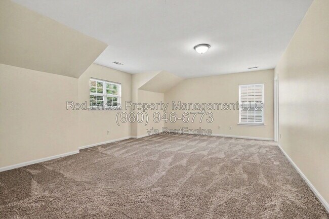 Building Photo - 13502 Delstone Dr
