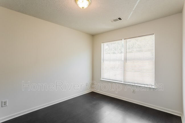 Building Photo - 1340 Maple Valley Ct