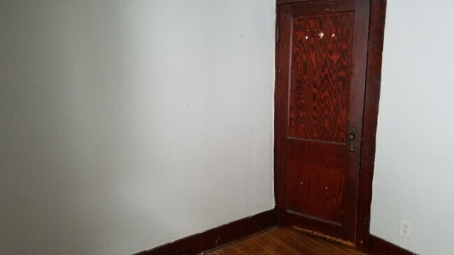 Building Photo - 3 Bedroom in Swillburg Area