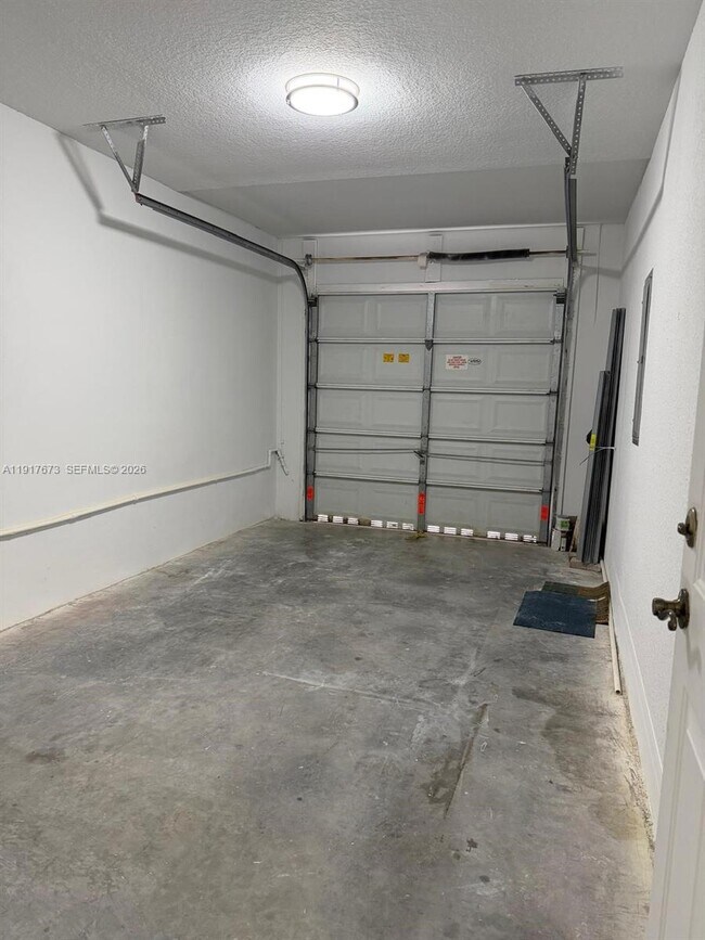 Building Photo - 3972 SW 149th Pl