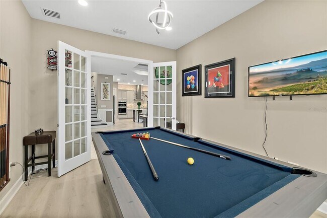 Building Photo - 54 N Riverwalk Dr