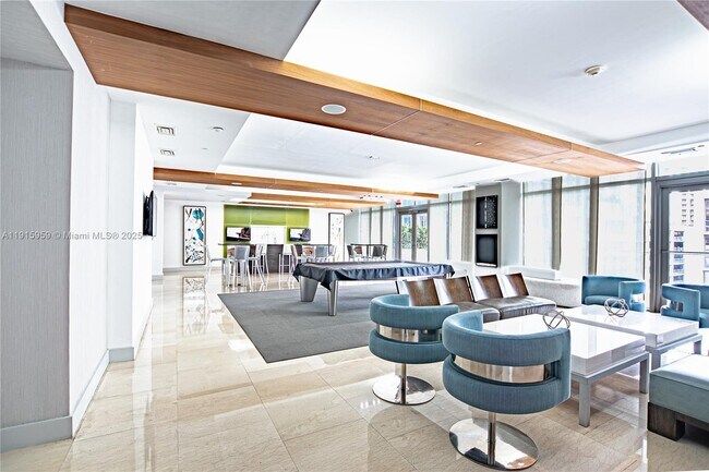 Building Photo - 500 Brickell Ave