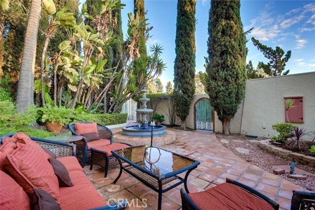 Building Photo - 31171 Paseo Acacia