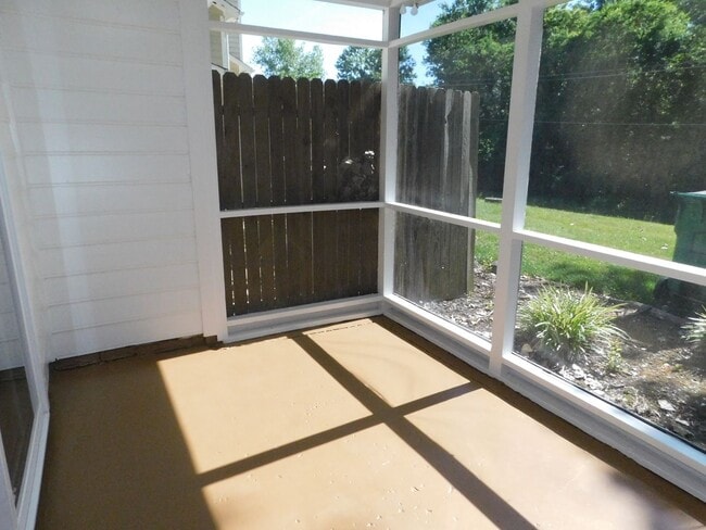 Building Photo - End Unit Townhome