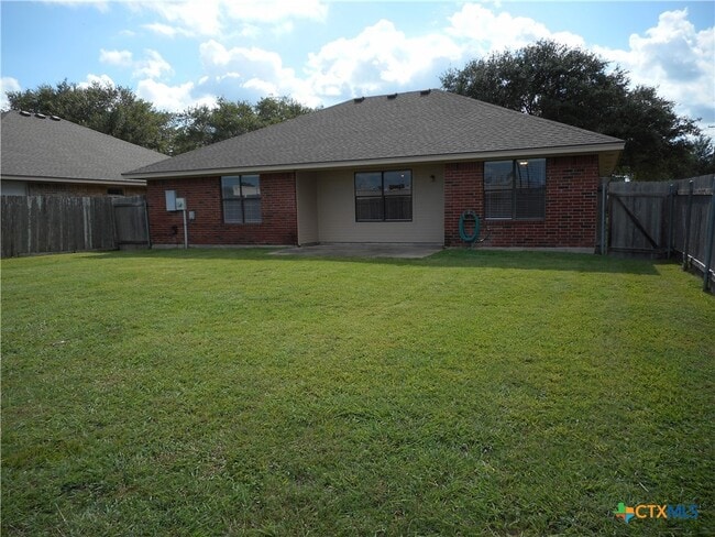 Building Photo - 102 Gemini Ct