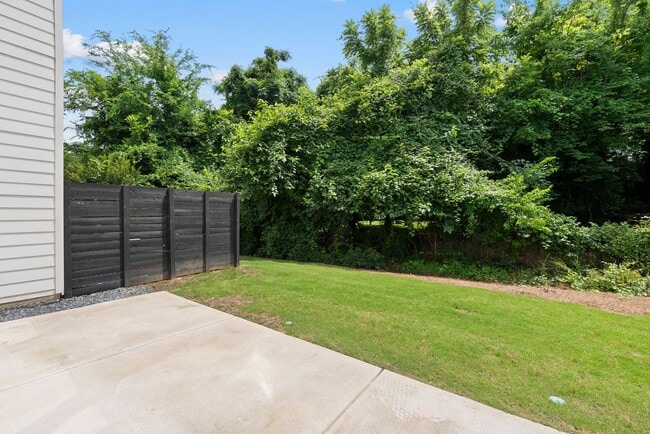 Building Photo - 2200-102 Millbank Village CT