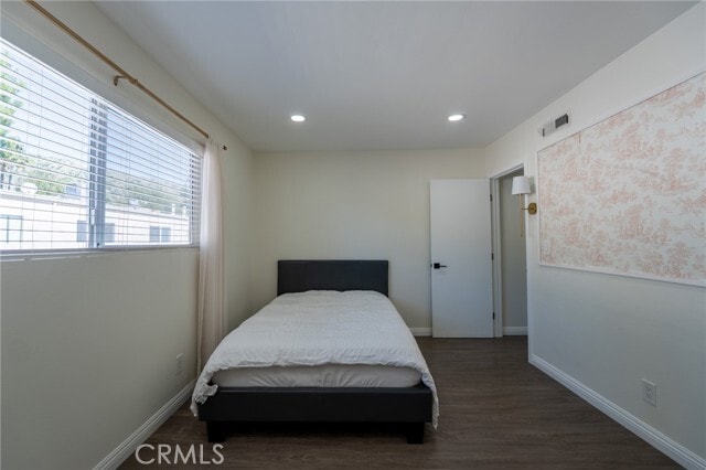 Building Photo - 7757 Vía Rosa Maria