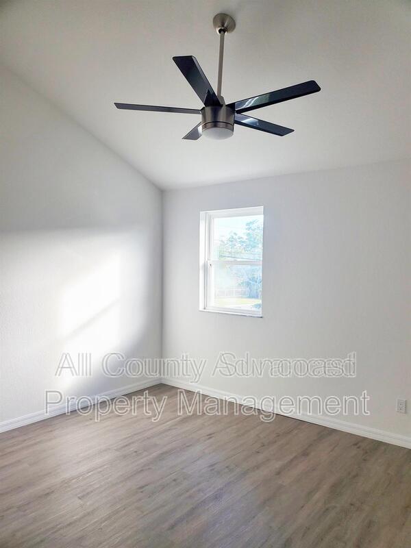 Building Photo - 1266 Jade Pl