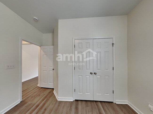 Building Photo - 4012 Lawrence Daniel Dr