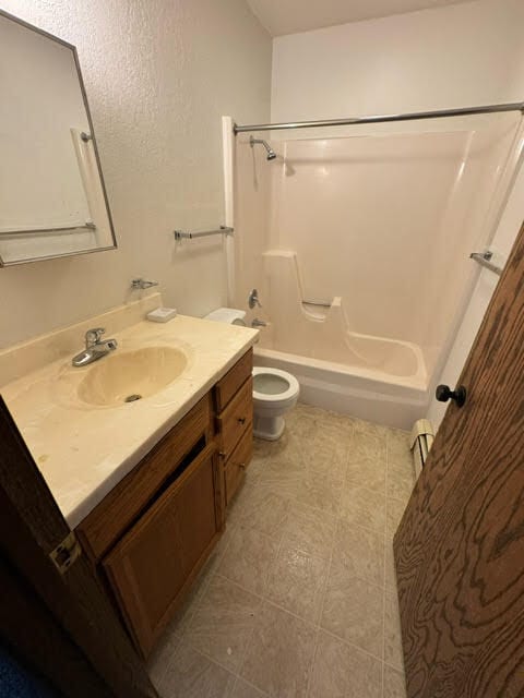 Building Photo - Elk Point 1