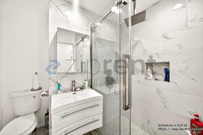 Building Photo - 19700 Blythe St