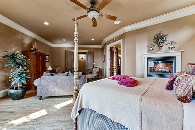 Building Photo - 6407 Grand Marina Cir