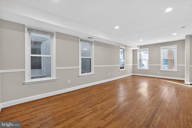 Building Photo - 3309 Martin Luther King Jr Ave SE