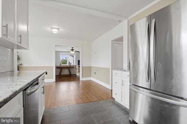 Building Photo - 713 S Towamencin Ave