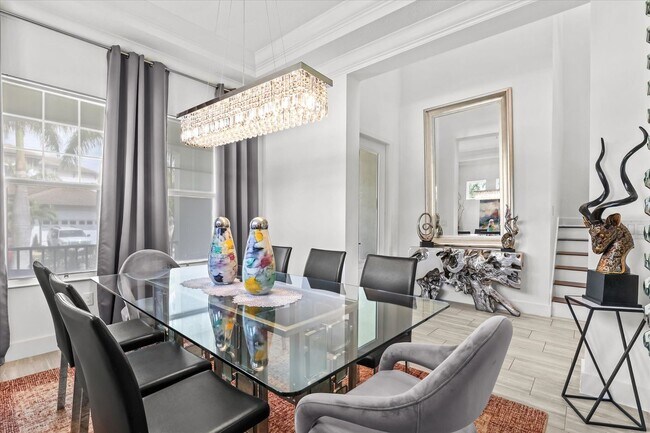 Building Photo - Waterfront Luxury Living | Private Dock + Direct Tampa Bay Access