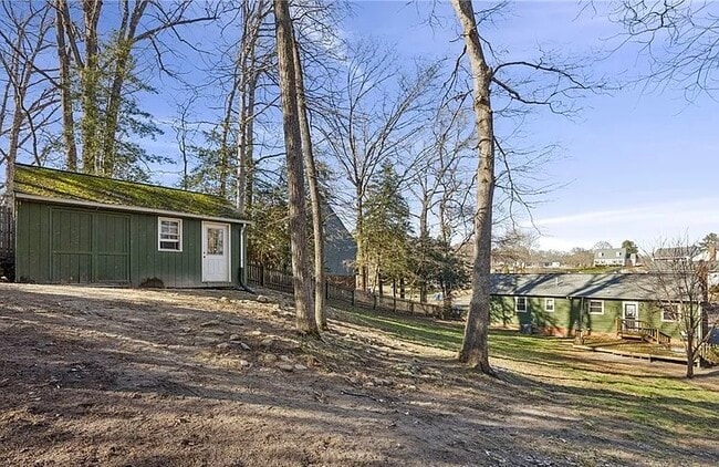 Building Photo - 6295 Banshire Dr