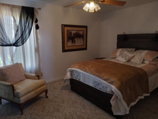 Building Photo - 8729 Langholm Rd