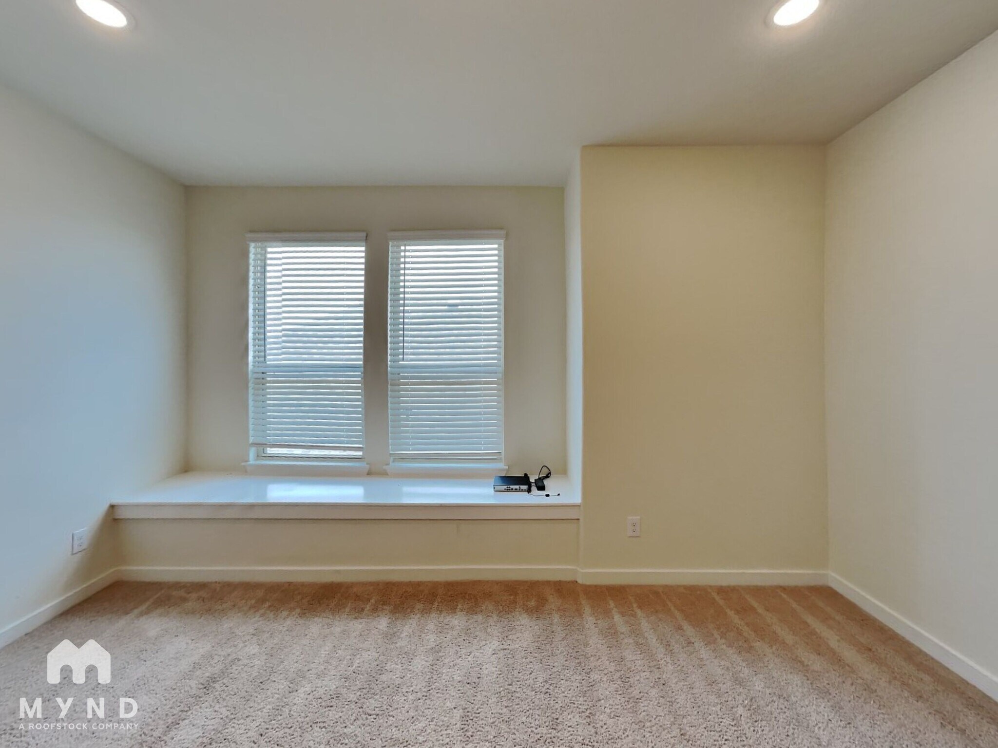Building Photo - 4725 Tanglewood Dr