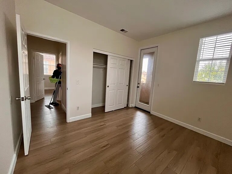 Building Photo - 525 Avenida Ortega