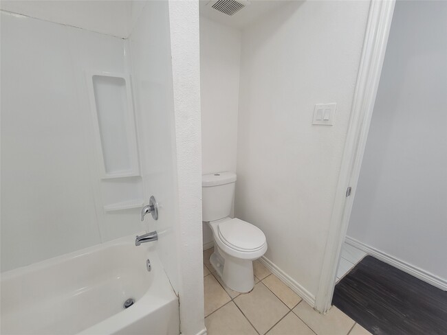 Building Photo - 6302 Jackson Dr