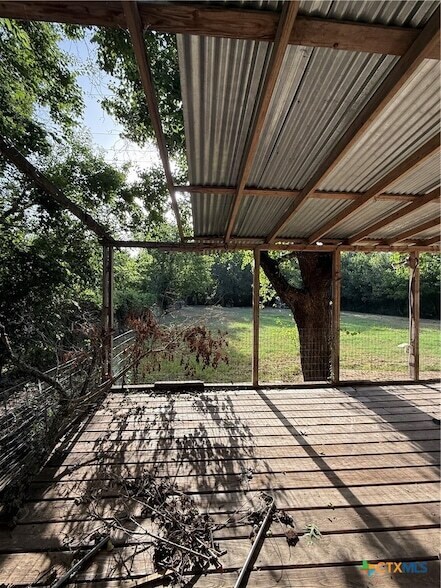 Building Photo - 504 S Brookman