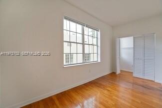 Building Photo - 1051 Meridian Ave